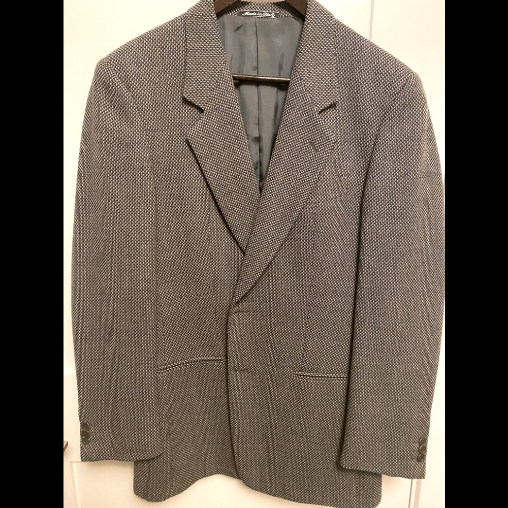 Giorgio Armani 100% Pure Virgin Wool. Men’s Sports Coat